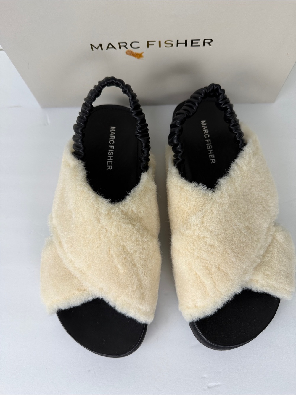NIB Marc Fisher Cream Shearling Crisscross Slingback Sandals 10 Medium